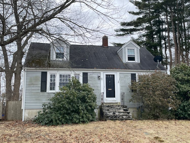 65 Thomas Road South Weymouth, MA 02190, Norfolk County