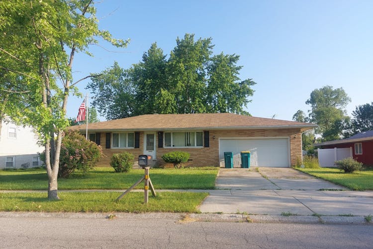 2966 W 60th Drive Merrillville, IN 46410, Lake County
