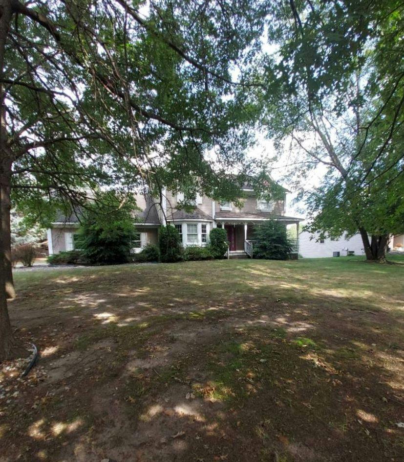 Hidden Forest Dr, Hudsonville, MI 49426