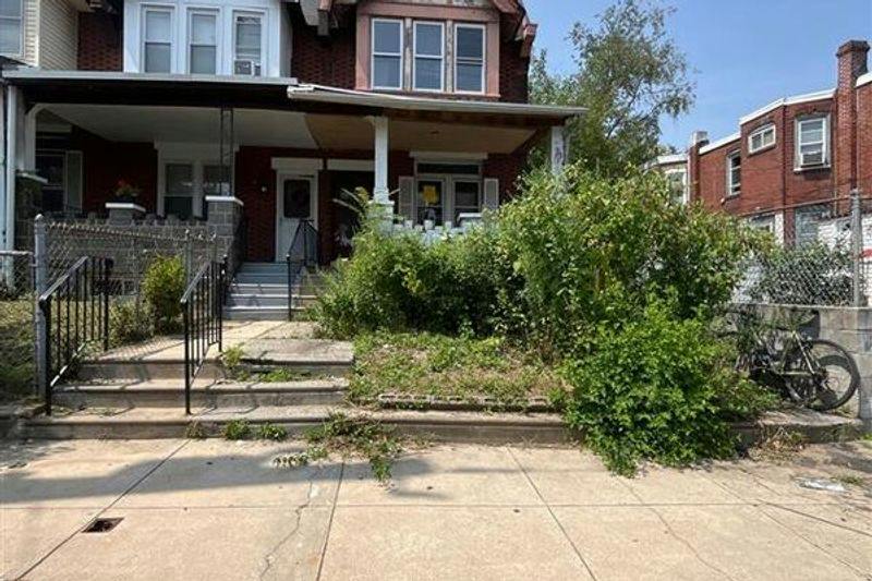 Broomall St, Philadelphia, PA 19143