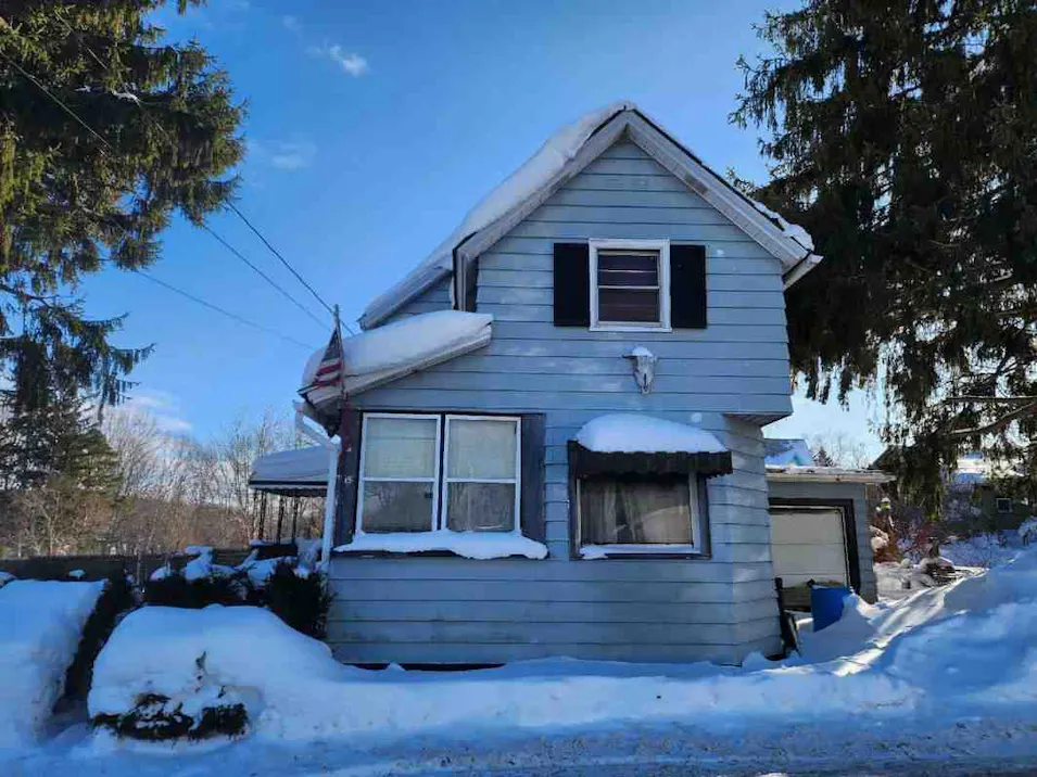 15 York St Angola, NY 14006, Erie County
