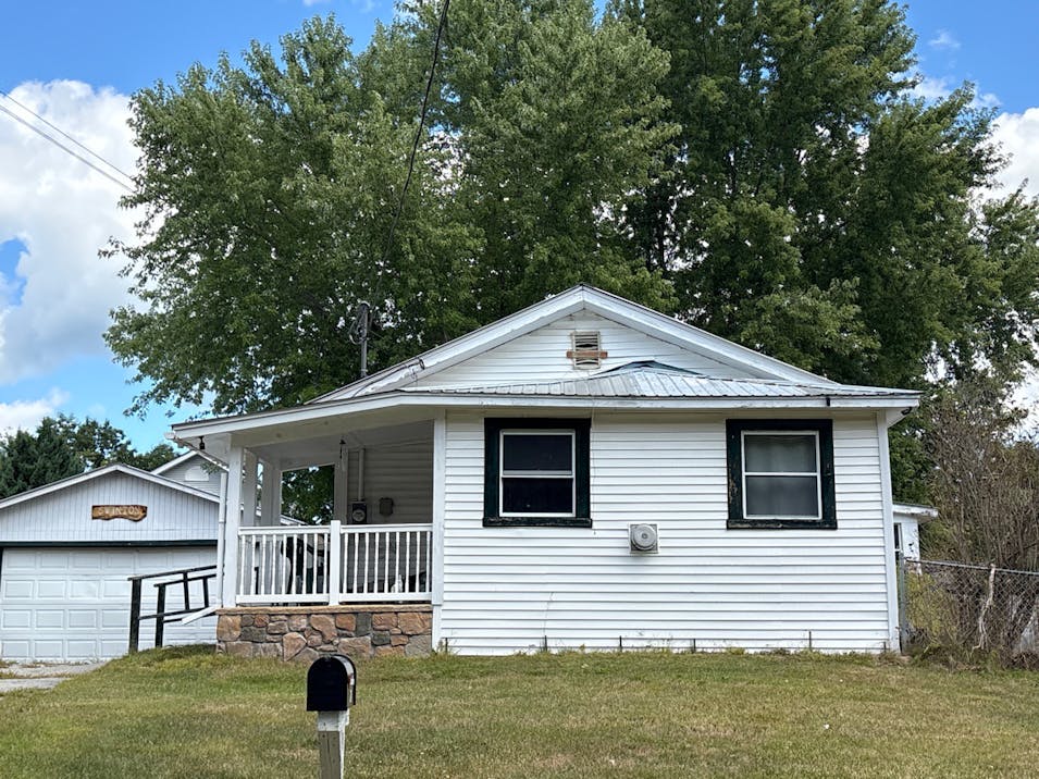 20 Second Avenue Hadley, NY 12835, Saratoga County