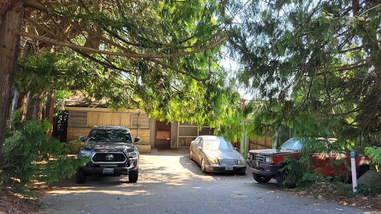 16112 Bothell Way Northeast Lake Forest Park, WA 98155, King County