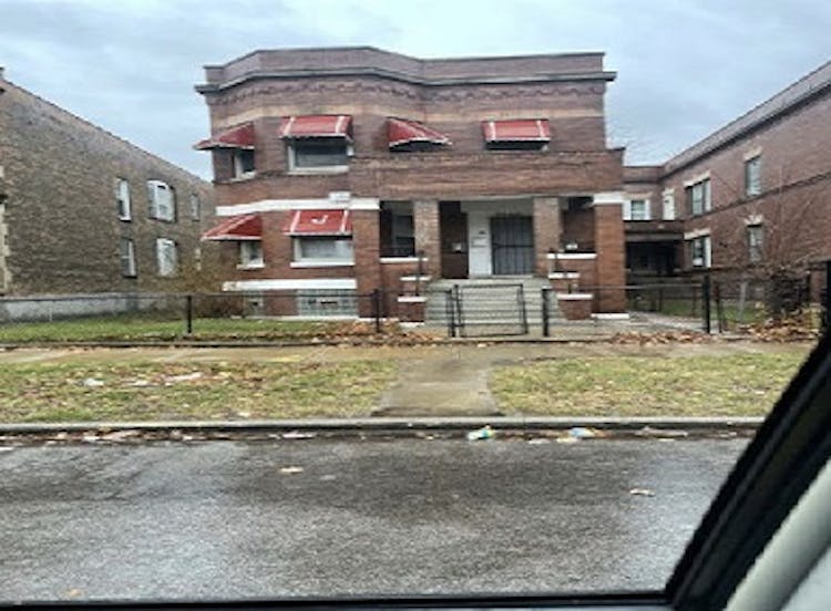 7320 S Emerald Avenue Chicago, IL 60621, Cook County