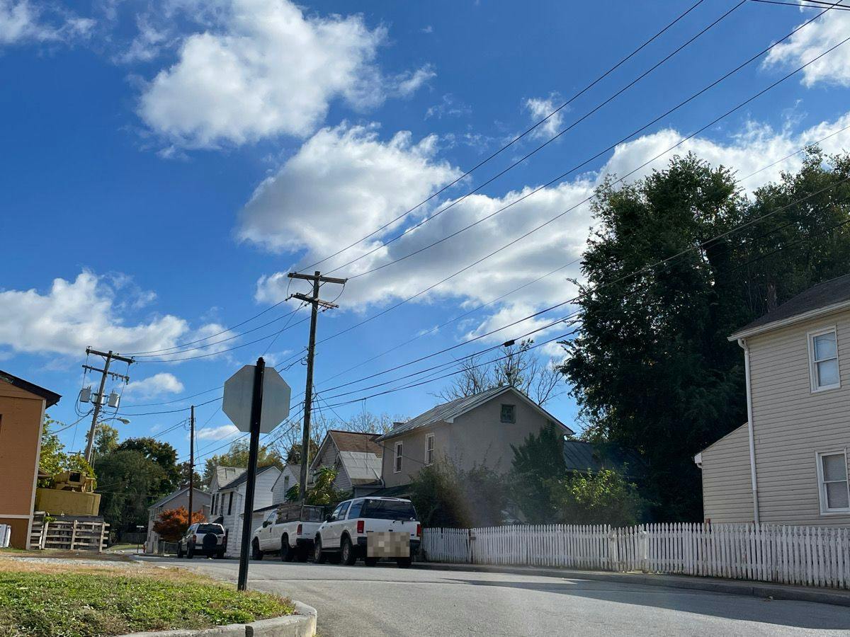 North St, Charles Town, WV 25414