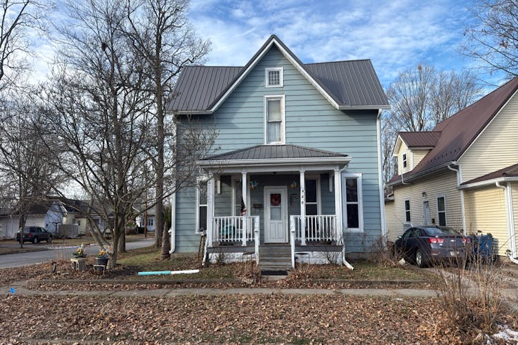 826 Jefferson St Rochester, IN 46975, Fulton County