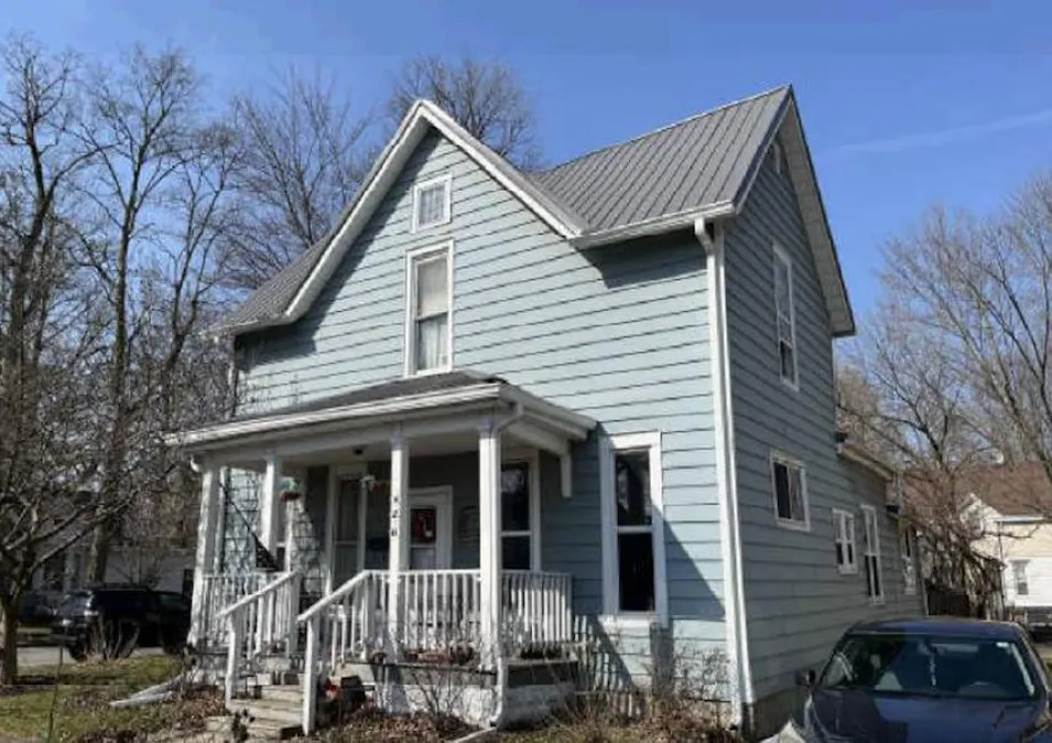 826 Jefferson St Rochester, IN 46975, Fulton County