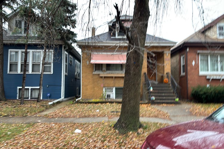 3122 Long Ave Chicago, IL 60641, Cook County