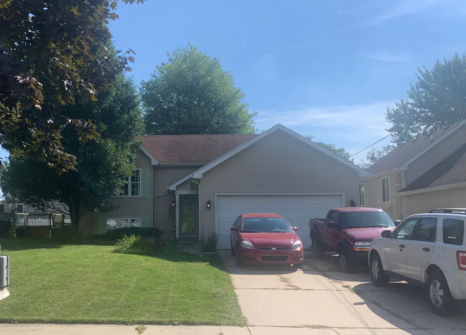 620 Lasalle Ave NW Walker, MI 49534, Kent County