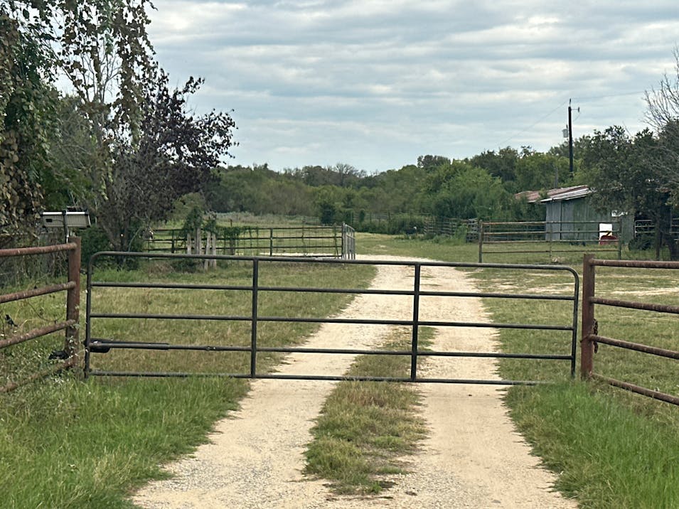 10590 Cooksey Rd Adkins, TX 78101, Bexar County