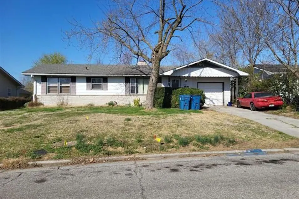 2318 S Ozark Ave Joplin, MO 64804, Jasper County