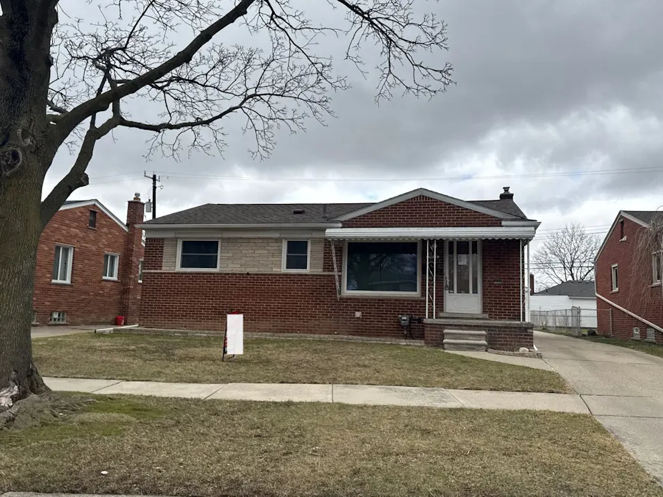 29243 Boston Street Saint Clair Shores, MI 48081, Macomb County