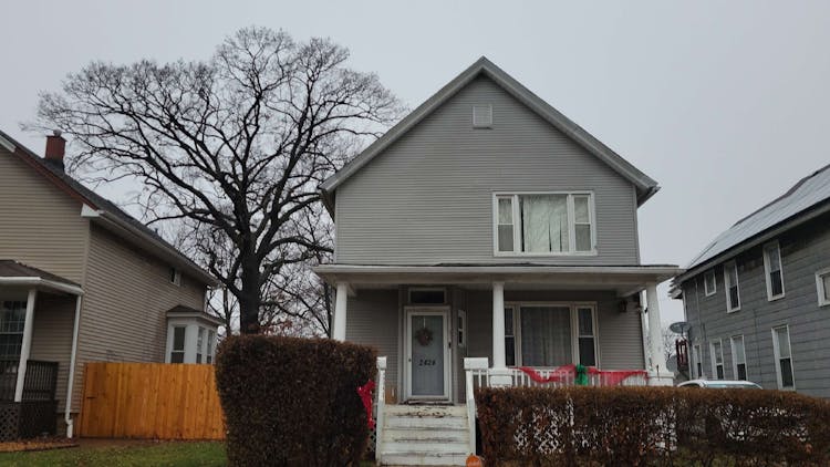 2424 Walnut St Blue Island, IL 60406, Cook County