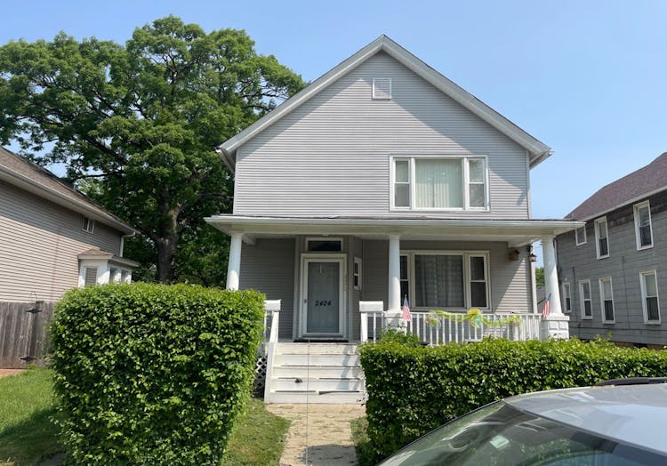 2424 Walnut St Blue Island, IL 60406, Cook County