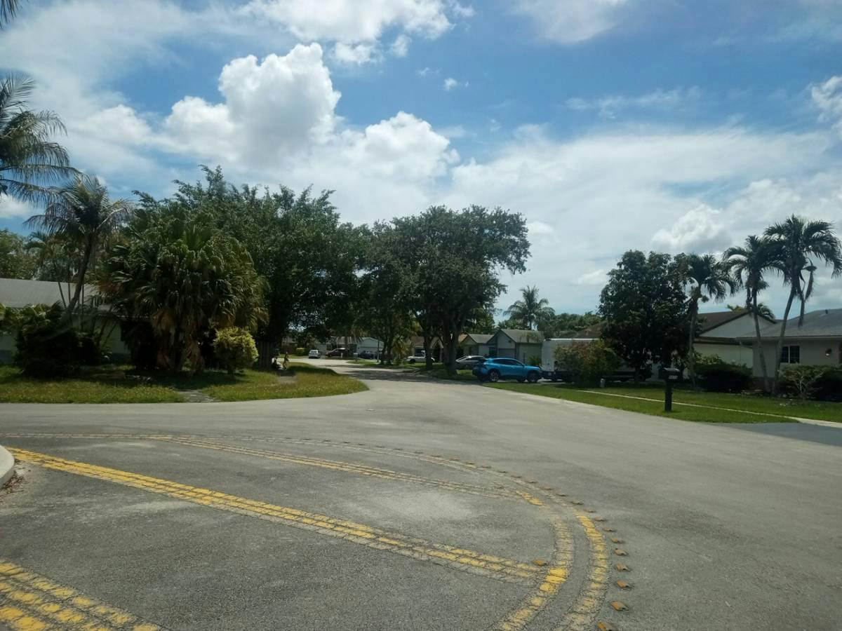 96th Ter, Sunrise, FL 33351