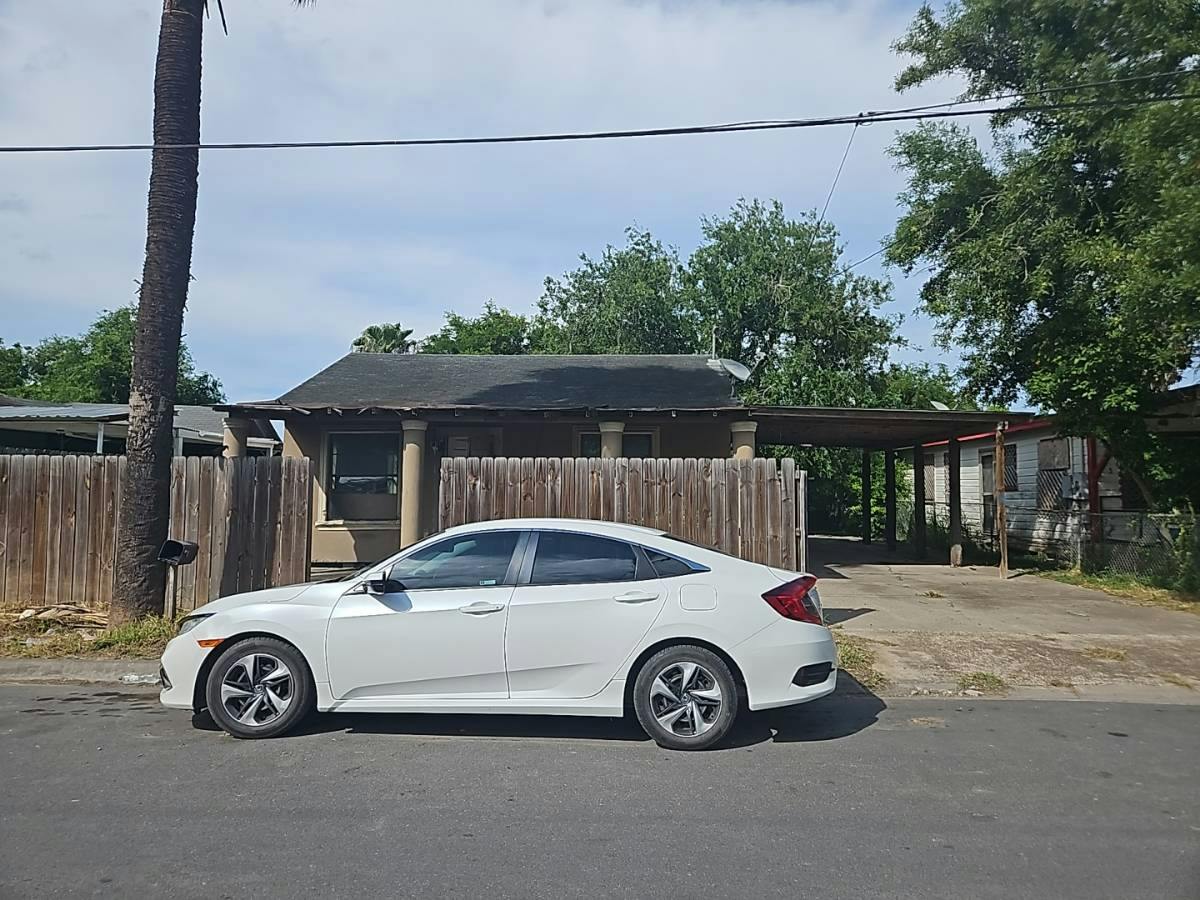 Cleveland St, Brownsville, TX 78521
