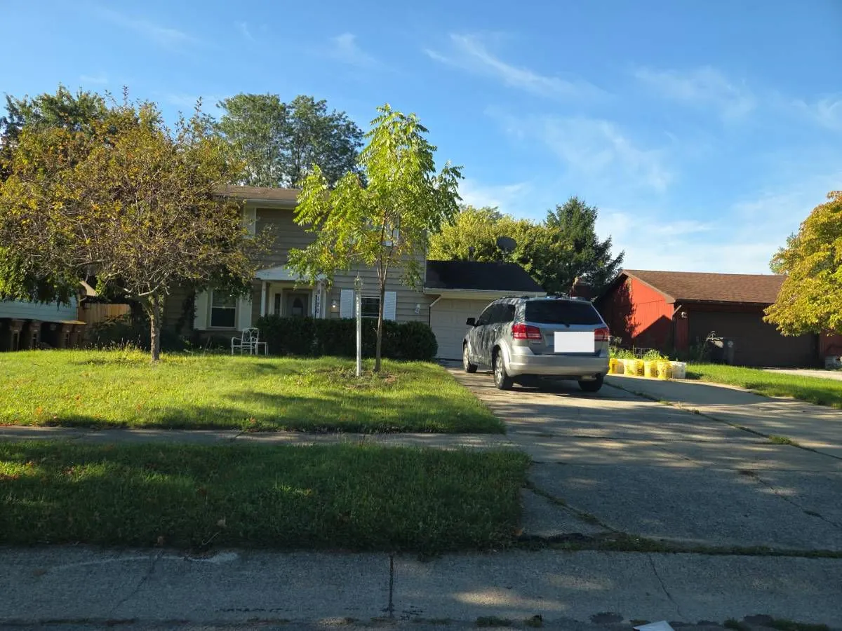 Roxboro Ct, Fort Wayne, IN 46815