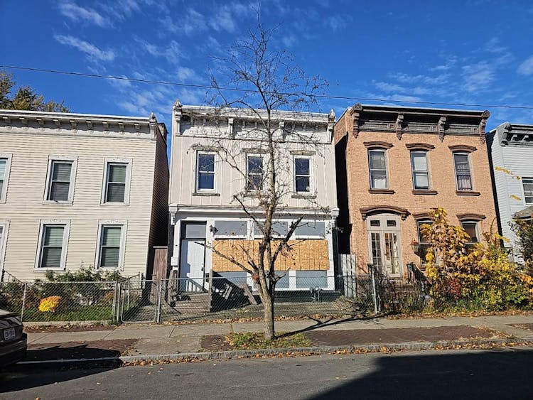 373 3rd Street Troy, NY 12180, Rensselaer County