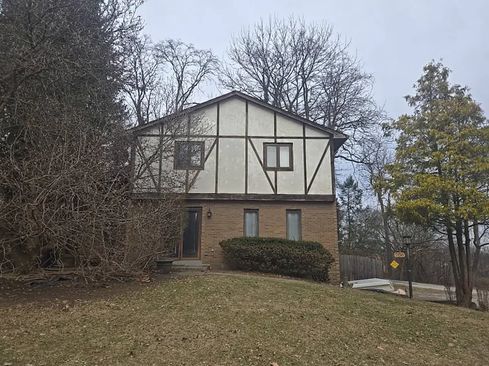 1156 Greenridge Ln Pittsburgh, PA 15220, Allegheny County