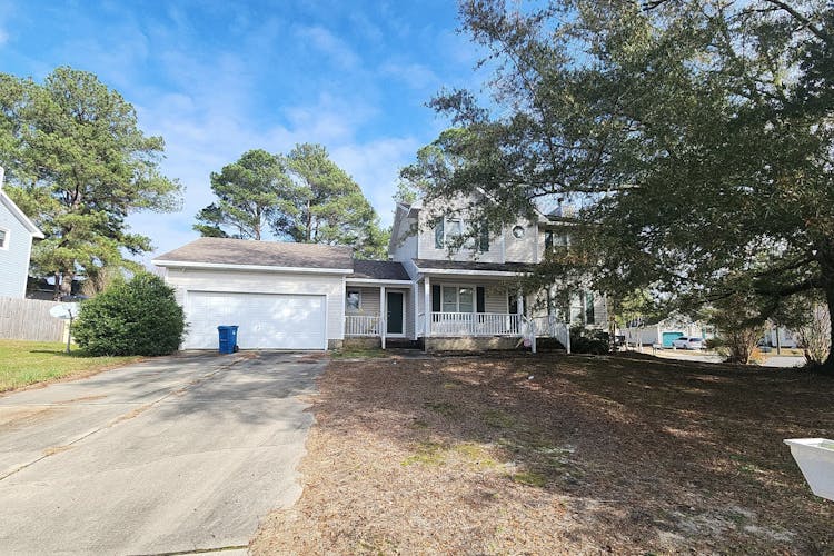 6556 Rhemish Dr, Fayetteville, NC, 28304, USA