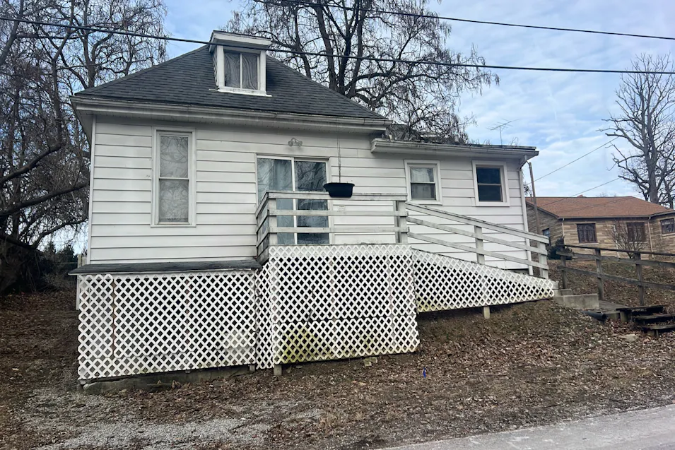 1131 Convers Ave Zanesville, OH 43701, Muskingum County