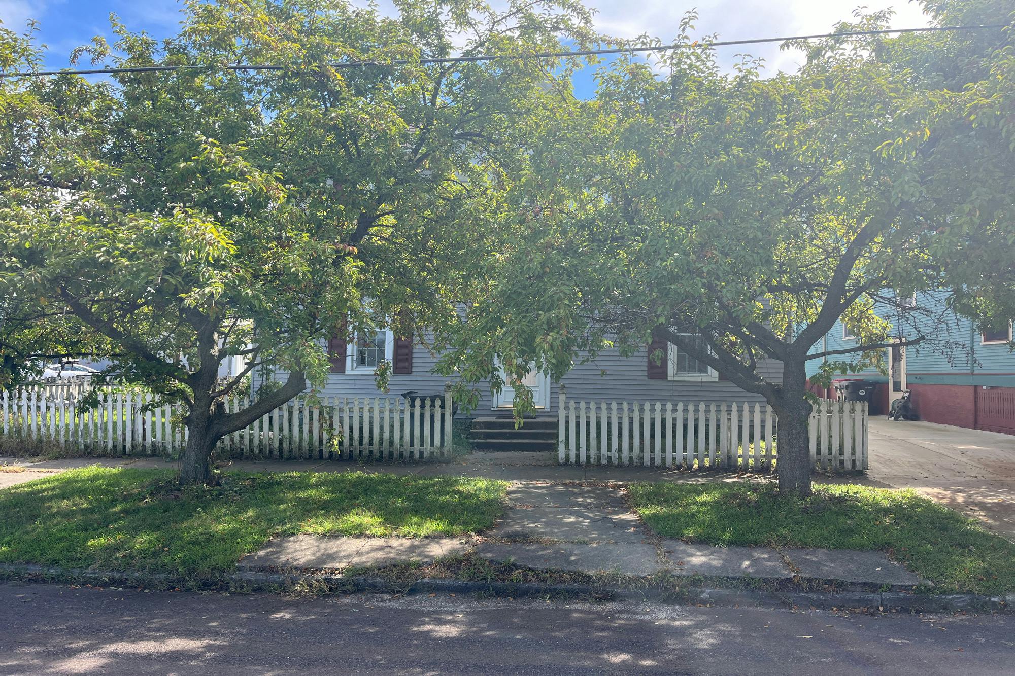 7th St, Pekin, IL 61554 #1