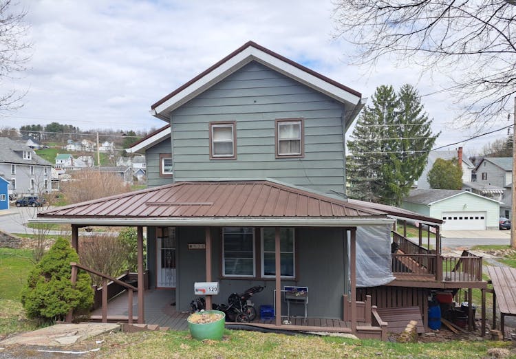 520 W 20th Street Tyrone, PA 16686, Blair County