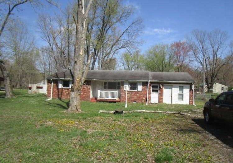 1160 Us Highway 50 North Vernon, IN 47265, Jennings County