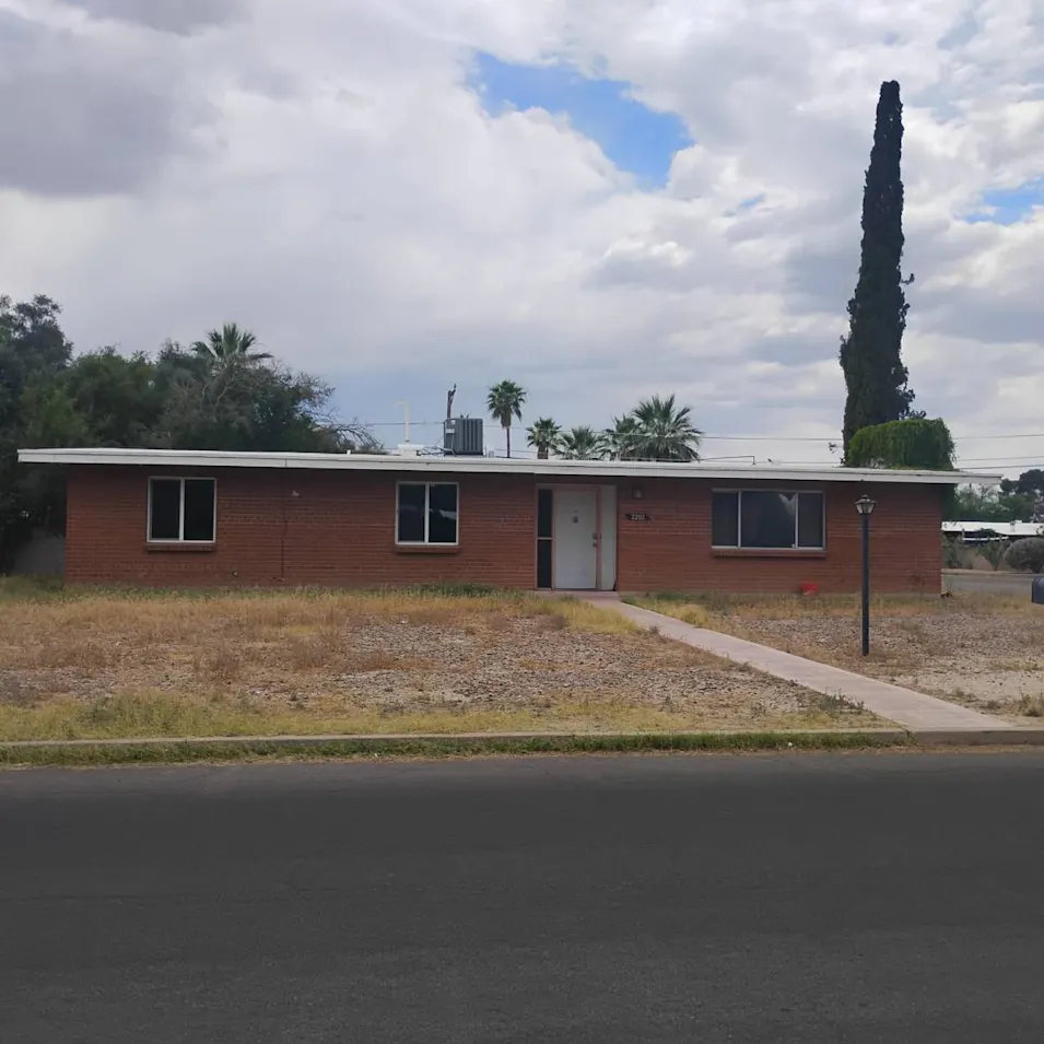 2202 E Blacklidge Dr Tucson, AZ 85719, Pima County