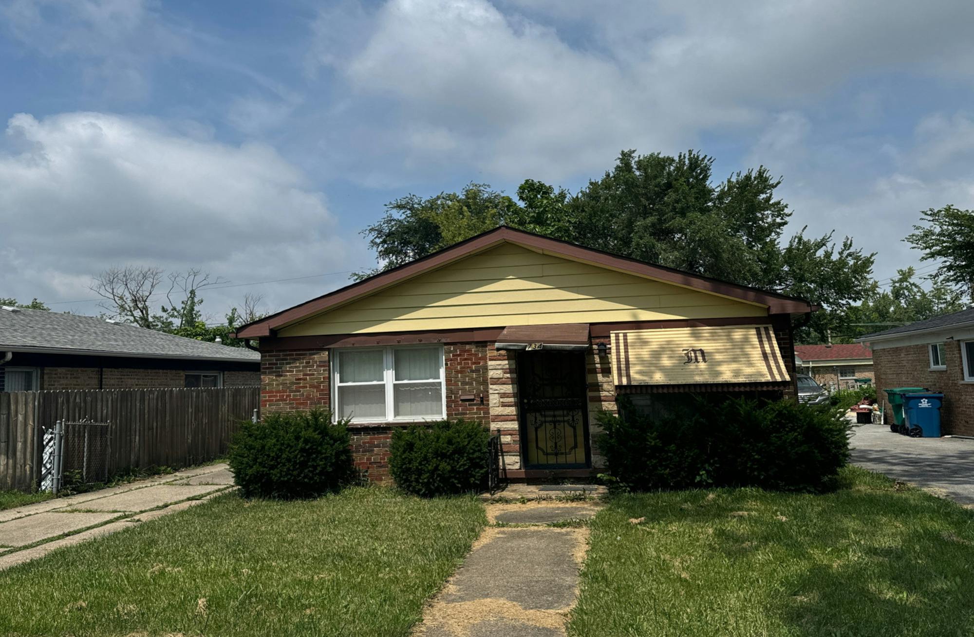 155th Pl, Phoenix, IL 60426