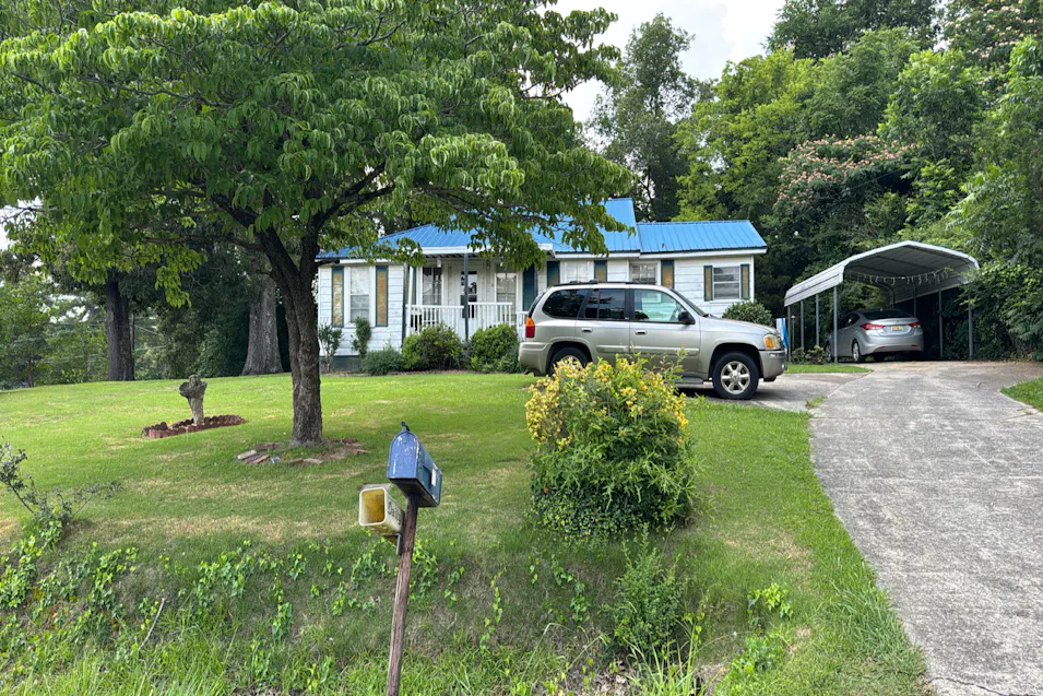 11 Mimosa St Talladega, AL 35160, Talladega County