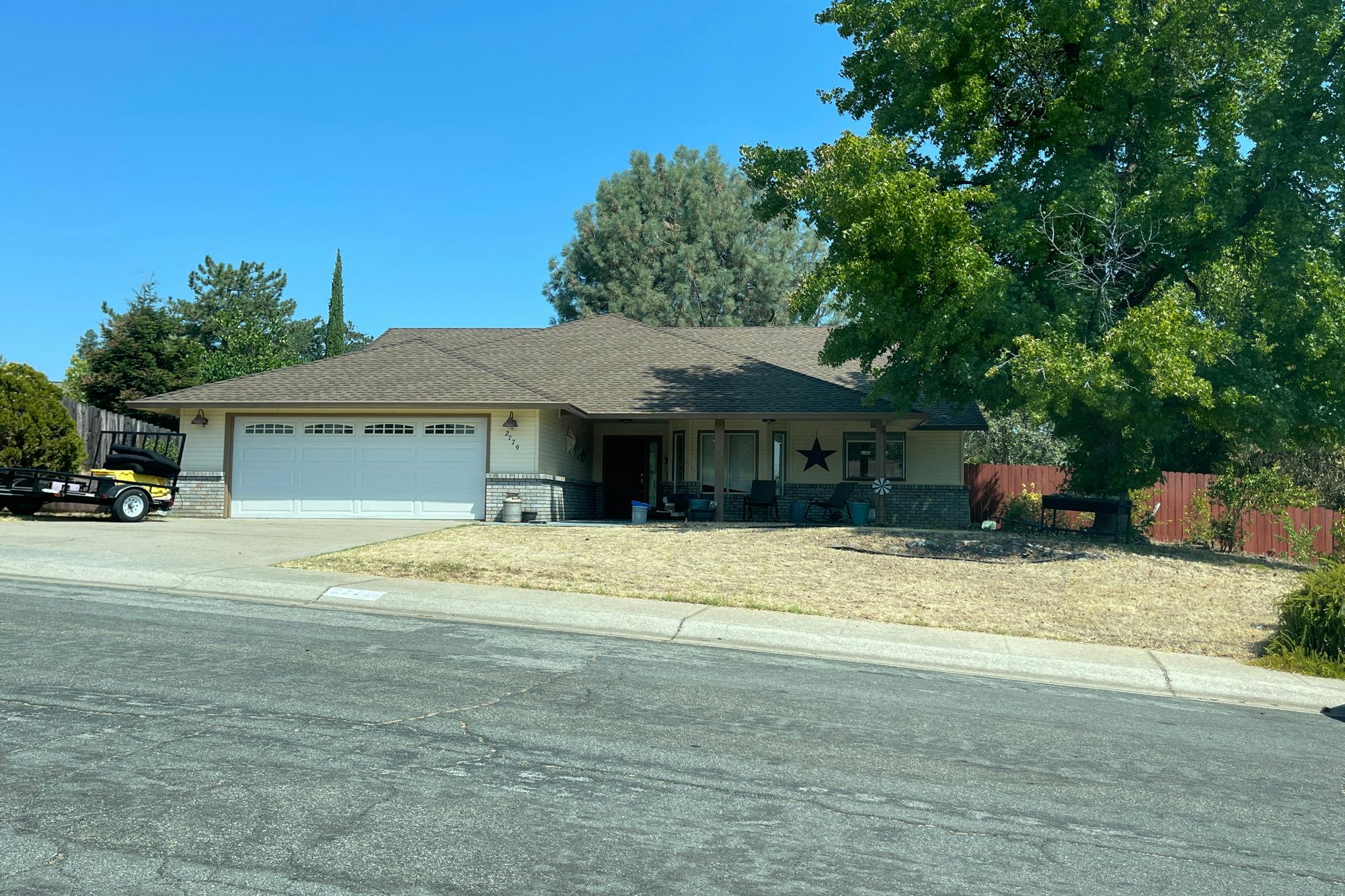 Summerbreeze Pl, Redding, CA 96001