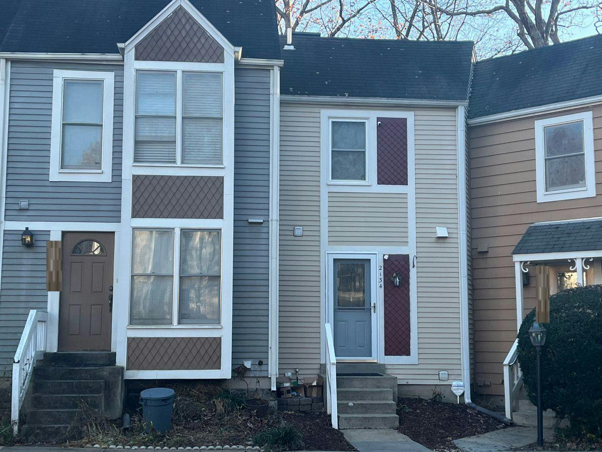 Whisperwood Glen Ln, Reston, VA 20191 #1