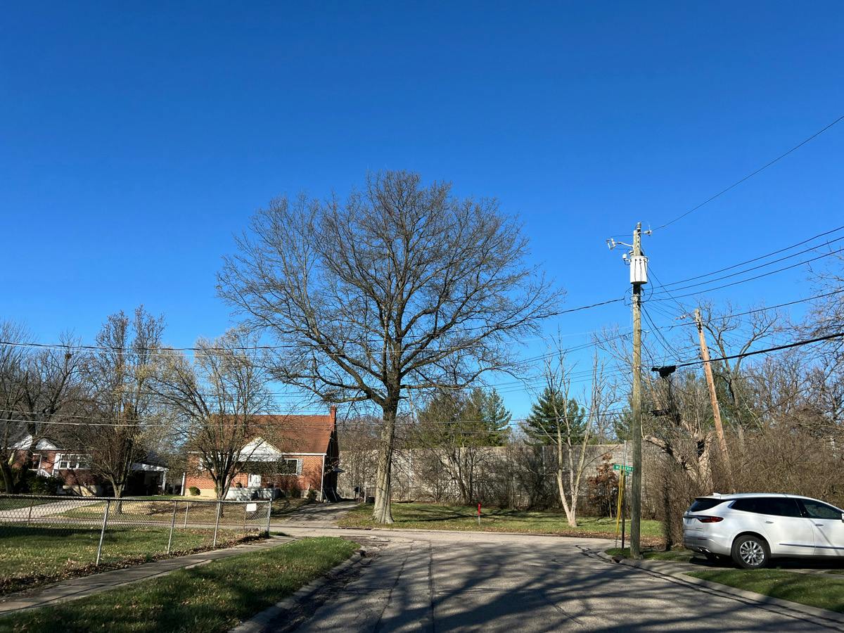 Knollridge Ln, Cincinnati, OH 45231 #1