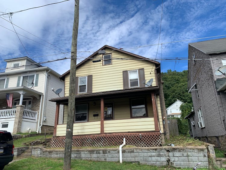 46 Arch St, Glen Lyon, PA, 18617, USA