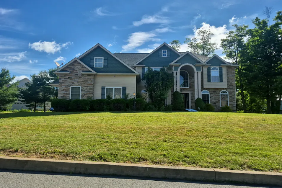 206 Carpenter Hill Rd S Abingtn Twp, PA 18411, Lackawanna County