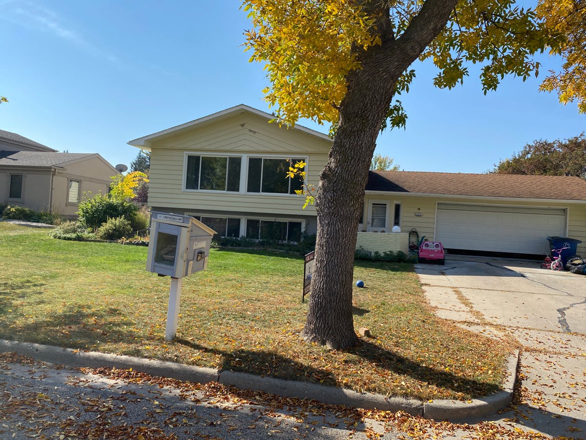 425 Horn Ave, Moorhead, MN, 56560, USA