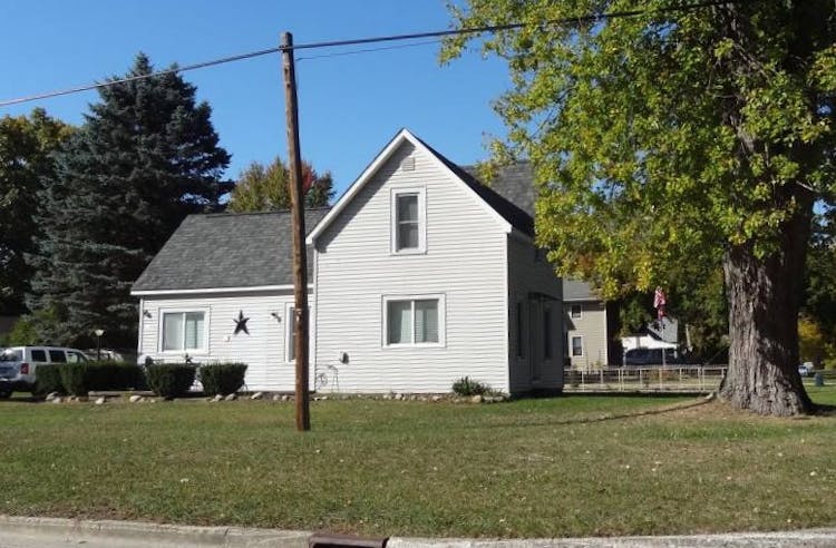 101w State St Croswell, MI 48422, Sanilac County