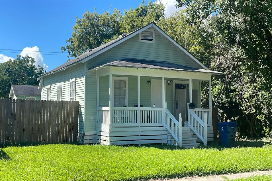 407 11th Ave N Texas City, TX 77590, Galveston County