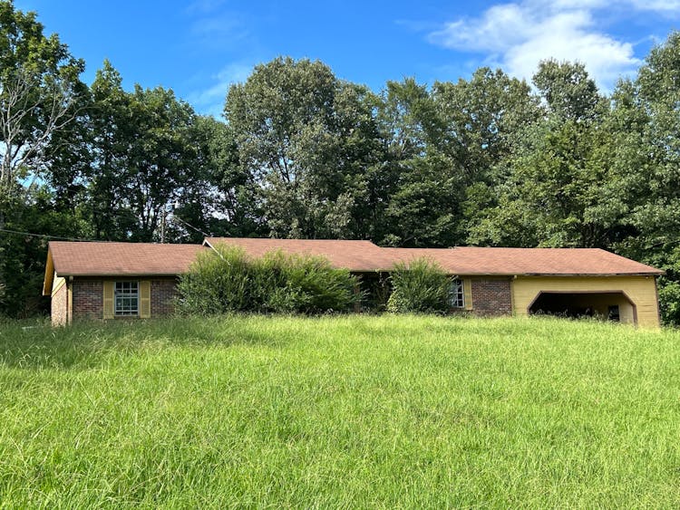 295 Mason Road Humboldt, TN 38343, Madison County