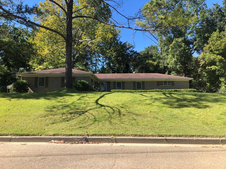 312 Warren Street Vicksburg, MS 39180, Warren County