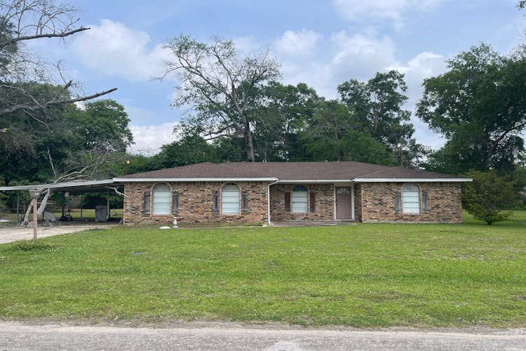 297 County Road 761 Buna, TX 77612, Jasper County