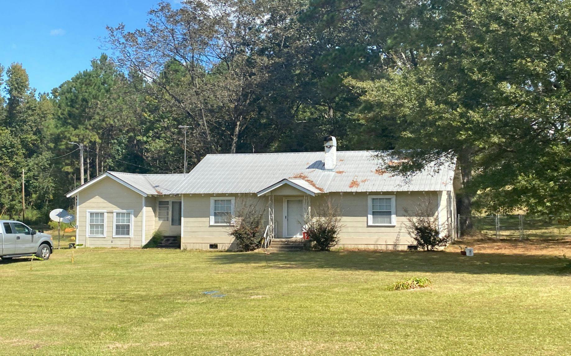 Lakeside Dr, Columbia, MS 39429 #1