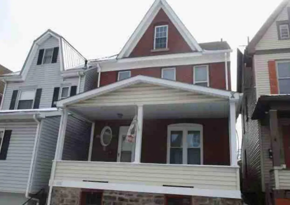 605 Bell Ave Altoona, PA 16602, Blair County