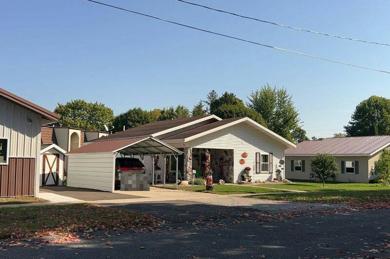 Washington Ave, Lakeview, MI 48850