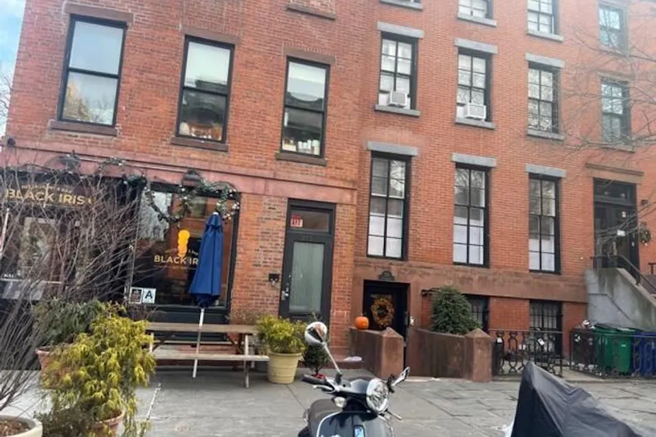 279 Cumberland Street, Apartment 4 Brooklyn, NY 11238, Kings County