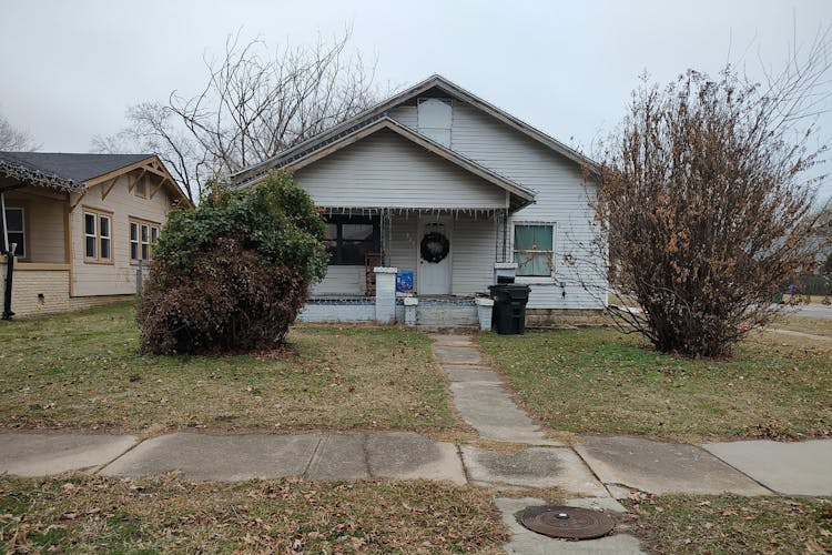 523 S Independence St Sapulpa, OK 74066, Creek County