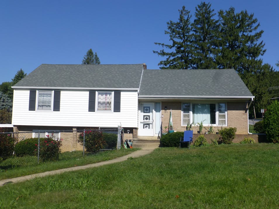 200 W 39th St Reading, PA 19606, Berks County