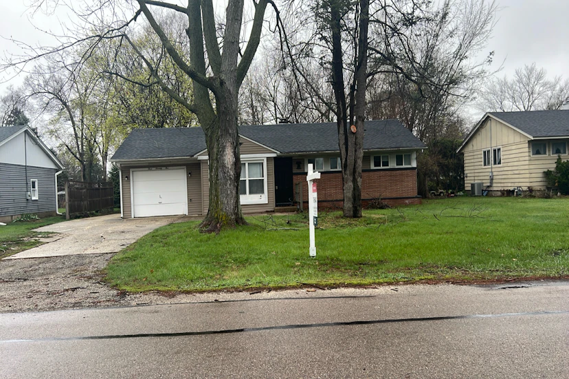 375 Douglas Rd