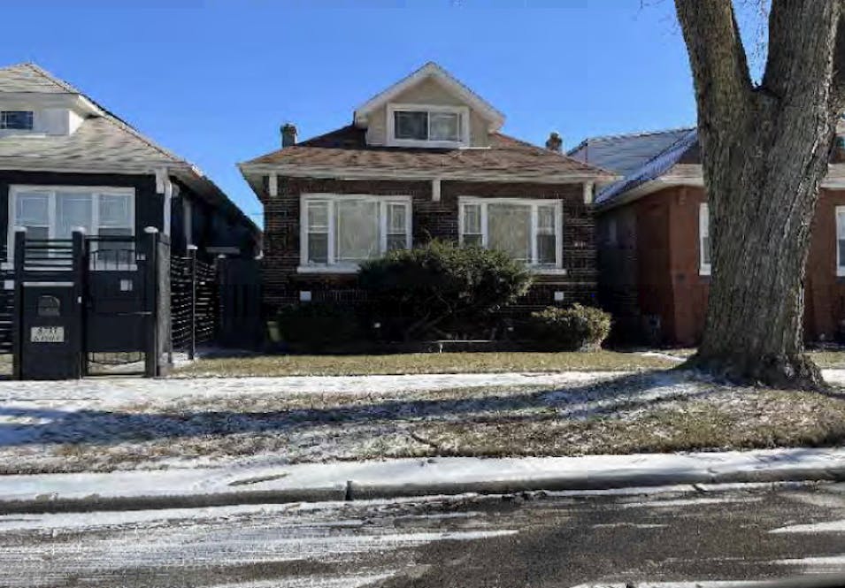 8737 S Essex Ave Chicago, IL 60617, Cook County